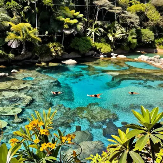 Descubra as Piscinas Naturais de Picãozinho