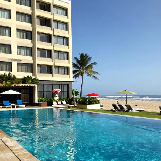 Hotel João Pessoa Hplus Beach: Conforto e Elegância à Beira-Mar Hotel João Pessoa Hplus Beach: Conforto e Elegância à Beira-Mar